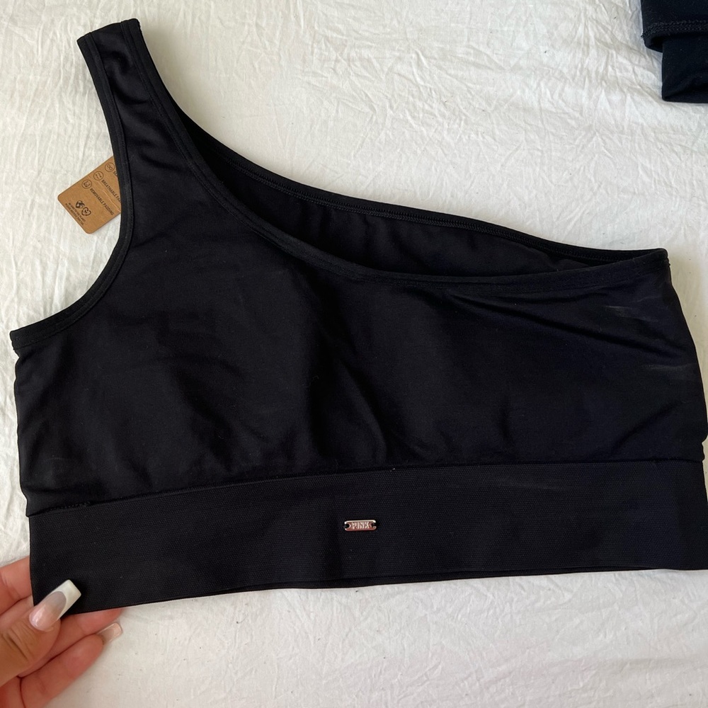 Brand new sport bra